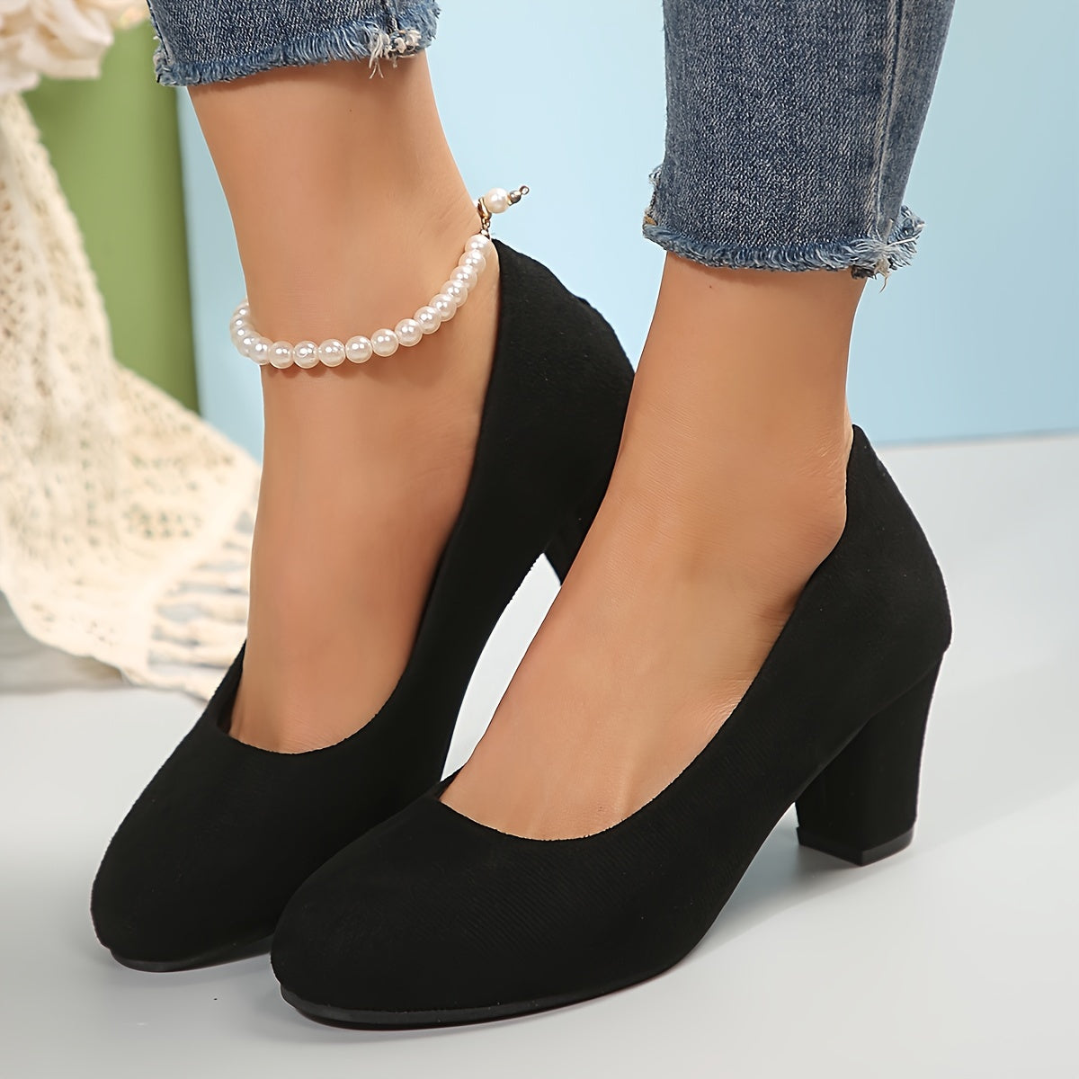 Laure | Wide-toe pumps with a stable heel for pain-free comfort