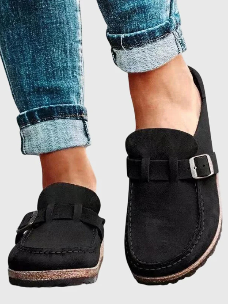 Mazy | Suede Buckle Comfort Clogs