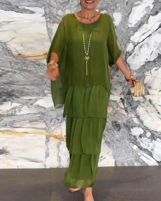 Andrea | Elegant Flowing Maxi Dress