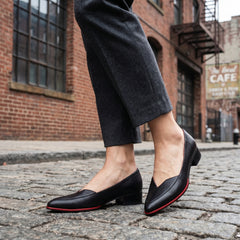 Mandy | Elegant Closed-Toe Pumps with Low Heels