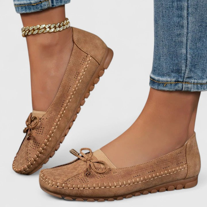 Ava | Moccasin Flats with Bow Detail