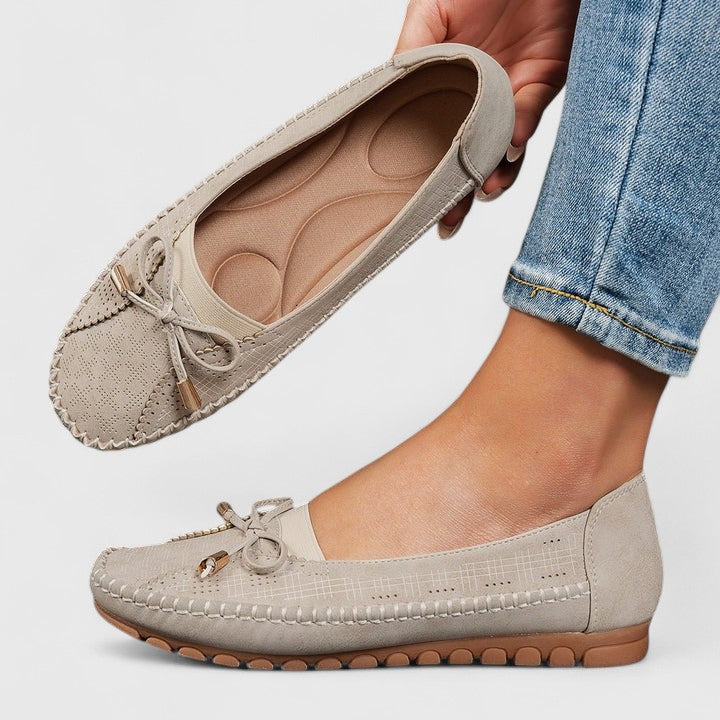 Ava | Moccasin Flats with Bow Detail