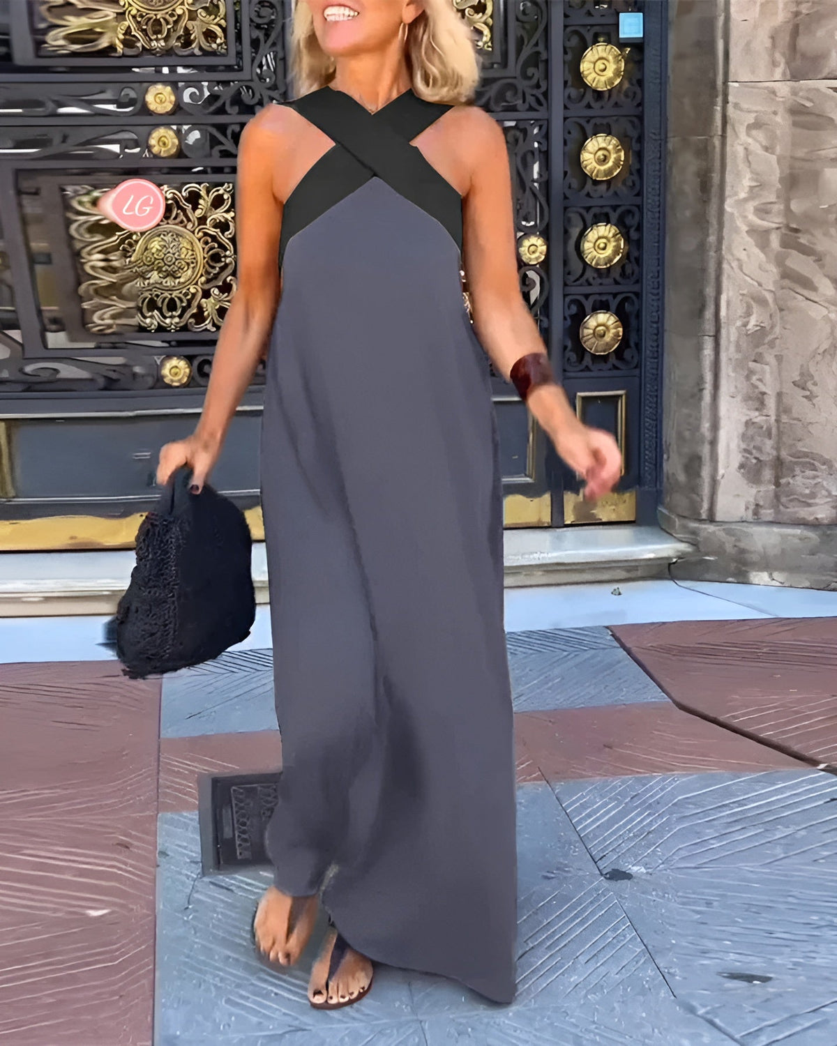Deni | Dress with Crossed Cut